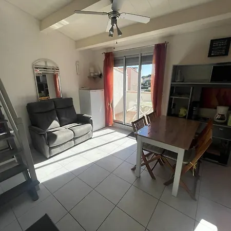 Apartment Calme, Proche Et Centre, Parking Inclus - Fr-1-723-176 *